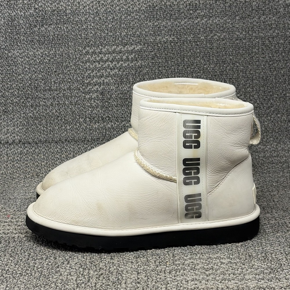 UGG Classic Mini Side Logo II Women's 9 Ultra Matte White Boots 1133490